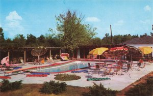 Natchez MS Bellemont Motor Hotel & Restaurant Swimming Pool Postcard