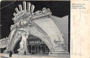 Entrance to Dreamland Coney Island, NY, USA Amusement Park 1905 