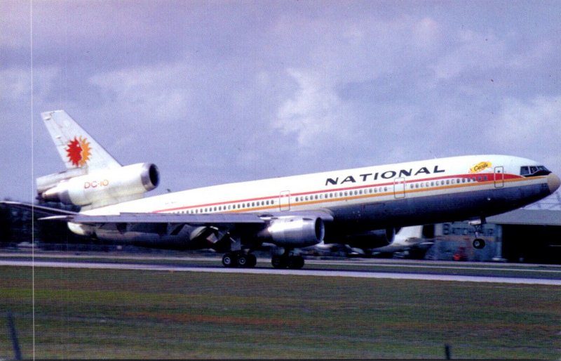 Airplanes National Airlines Douglas DC-10