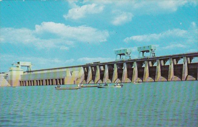 Kentucky Fishing At Kentucky Dam