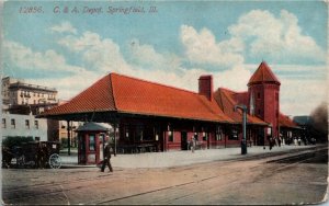 Postcard IL Springfield Chicago & Alton Railroad Depot Carriage ~1910 H2