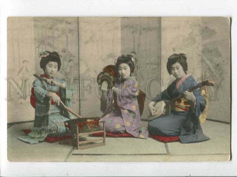 3025012 JAPAN GEISHA girls playing musicians Vintage tinted PC