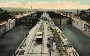 Vintage Postcard 1910's Upper Locks Looking North From Lighthouse Gatun Panama