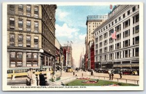 Cleveland Ohio~Euclid Ave Business Section~Streetcar~Lamp~US Flag~1920s Postcard
