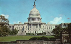 Washington D. C. U. S. Capitol Front View Vintage Postcard 1953