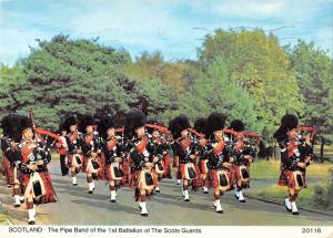 BR82548 scotland the pipe band military militaria scots guards