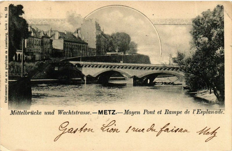 CPA METZ Moyen-Pont et Rampe de l'Esplanade (984520)