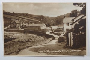 White House, Lee Bay Hotel, Lee Bay, Ilfracombe - Real Photo Postcard  (b3)