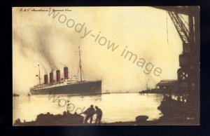 LS2538 - Cunard Liner - Mauretania enters Harbour - Artist - U/K - postcard