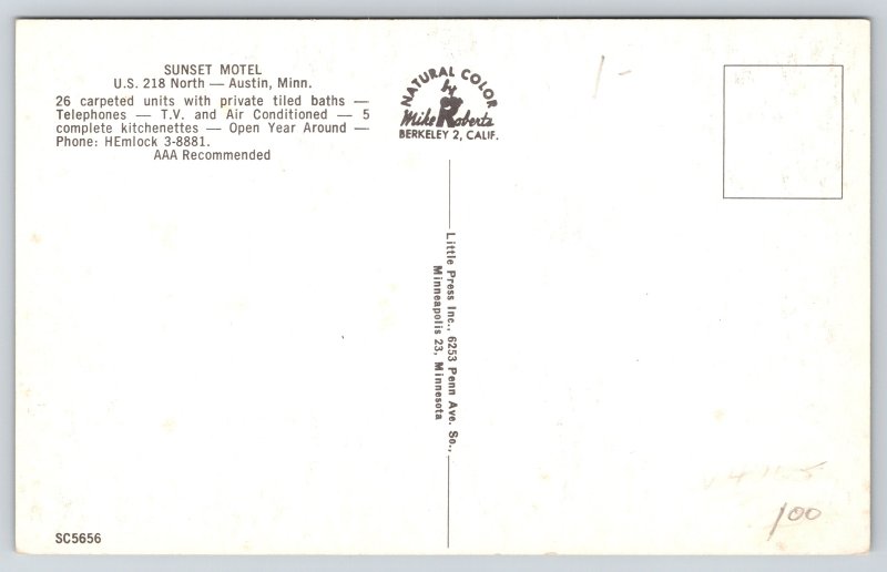 Roadside~Sunset Motel Austin Minnesota~Vintage Postcard