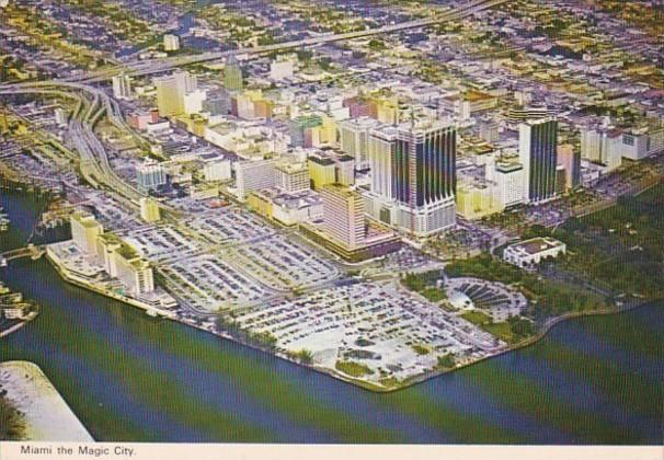 POSTCARD UNUSED FLORIDA, MIAMI- MIAMI IS KNOWN AS THE MAGIC CITY