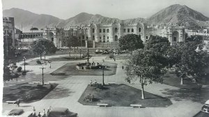 Vintage Postcard Governmental Palace & Surrounding Area Lima Peru