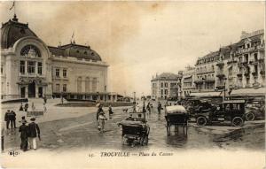 CPA TROUVILLE - Place du Casino (422490)