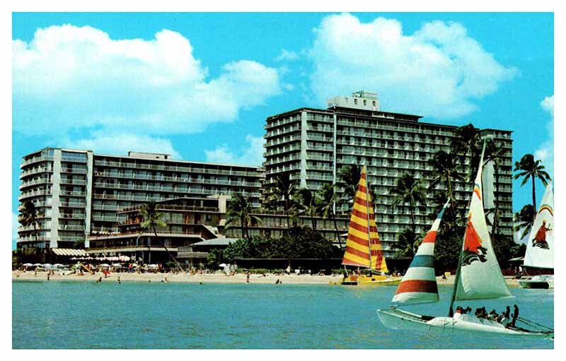 Postcard HOTEL SCENE Honolulu - Waikiki Hawaii HI AQ5073