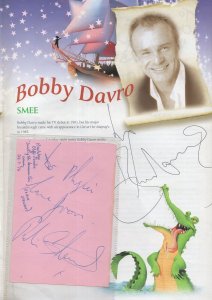 Bobby Davro Robin Stewart 2x Comedians Hand Signed Autograph s