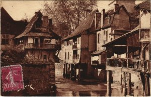 CPA SALIES-de-BEARN Detail de Vieilles Maisons sur le Saleys (1143267)