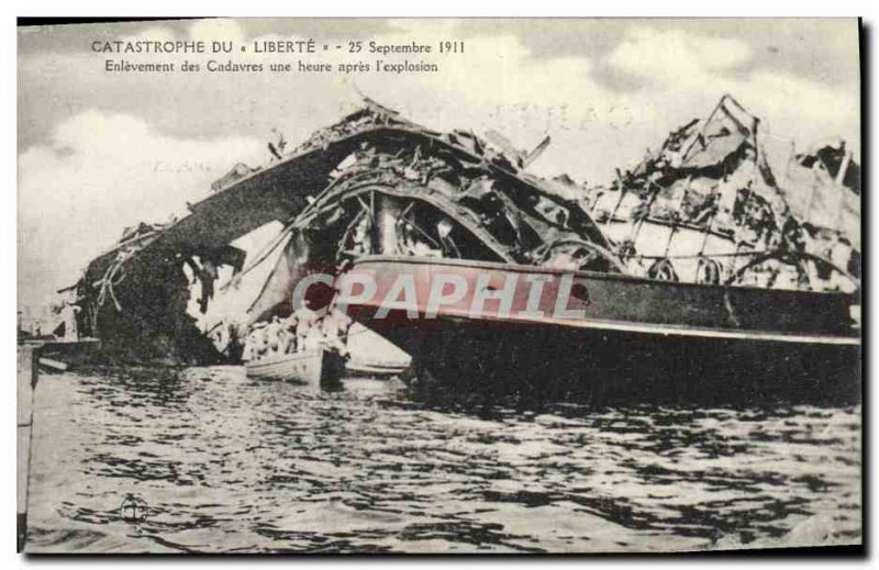 Old Postcard Boat Catastrophe of Freedom Removal of dead one hour after the &...