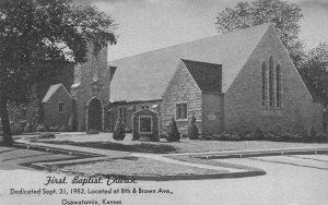 OSAWATOMIE, Kansas KS   FIRST BAPTIST CHURCH  Miami County  ca1940's Postcard
