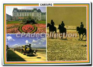 Postcard Moderne Cabourg Grand Hotel And Casino Gardens & Friends Beach