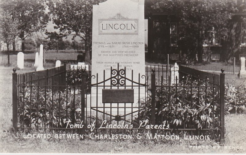 Illinois Tomb Of Lincoln's Parents Between Charleston & Mattoon Real Photo