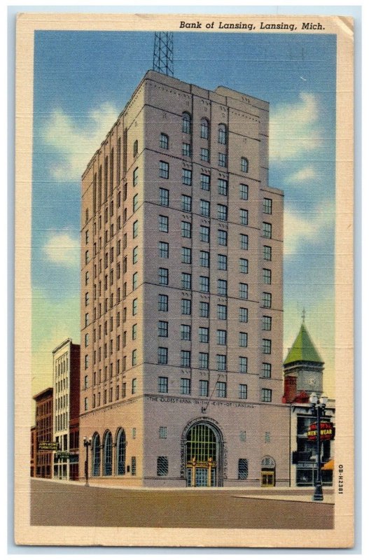 1947 Exterior View Bank Lansing Building Road Street Lansing Michigan Postcard