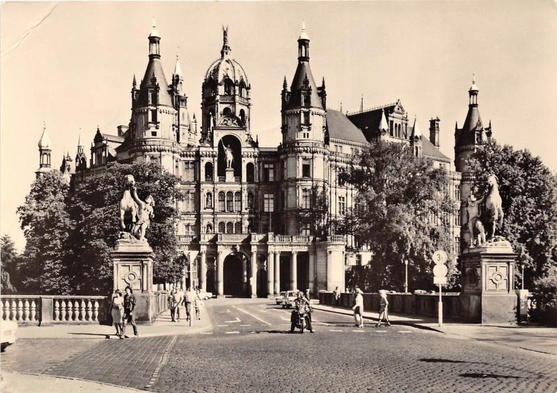 BG1371 schwerin schloss jetz padagog institut  CPSM 14x9.5cm  germany