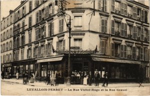 CPA LEVALLOIS-PERRET - La Rue Victor-Hugo et la Rue Gravel (986969)