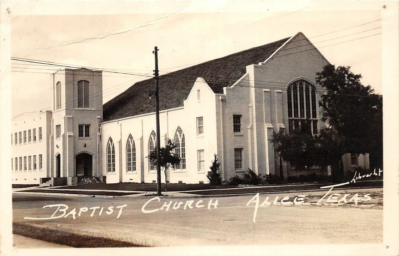 G22/ Alice Texas RPPC Postcard 1945 Baptist Church Building Real Photo