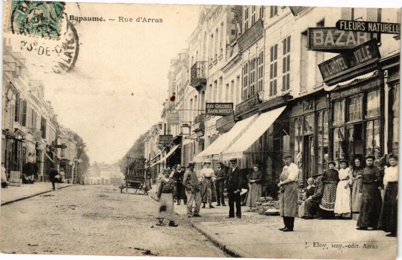 CPA BAPAUME - Rue d'ARRAS (220346)