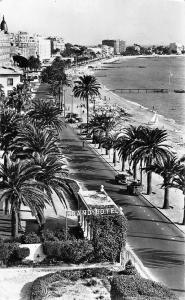 BR52074 Cannes les hotels vue generale de la croisette    France