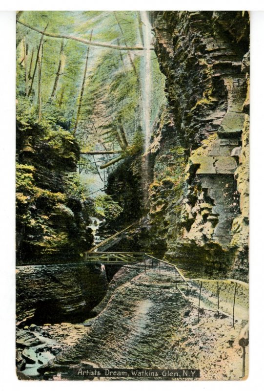 NY - Watkins Glen. Artist's Dream