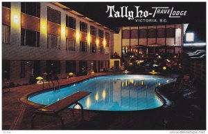 Night View, Illuminated Swimming Pool, Tally-ho Travelodge, Victoria, British...