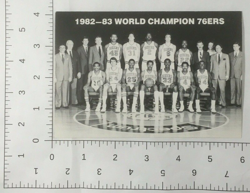 1982-83 Postcard World Champion 76ers Philadelphia b & w Julius Erving Dr J 4x6