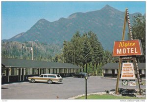 Station Wagon, Apline Motel, Canada, 40-60's