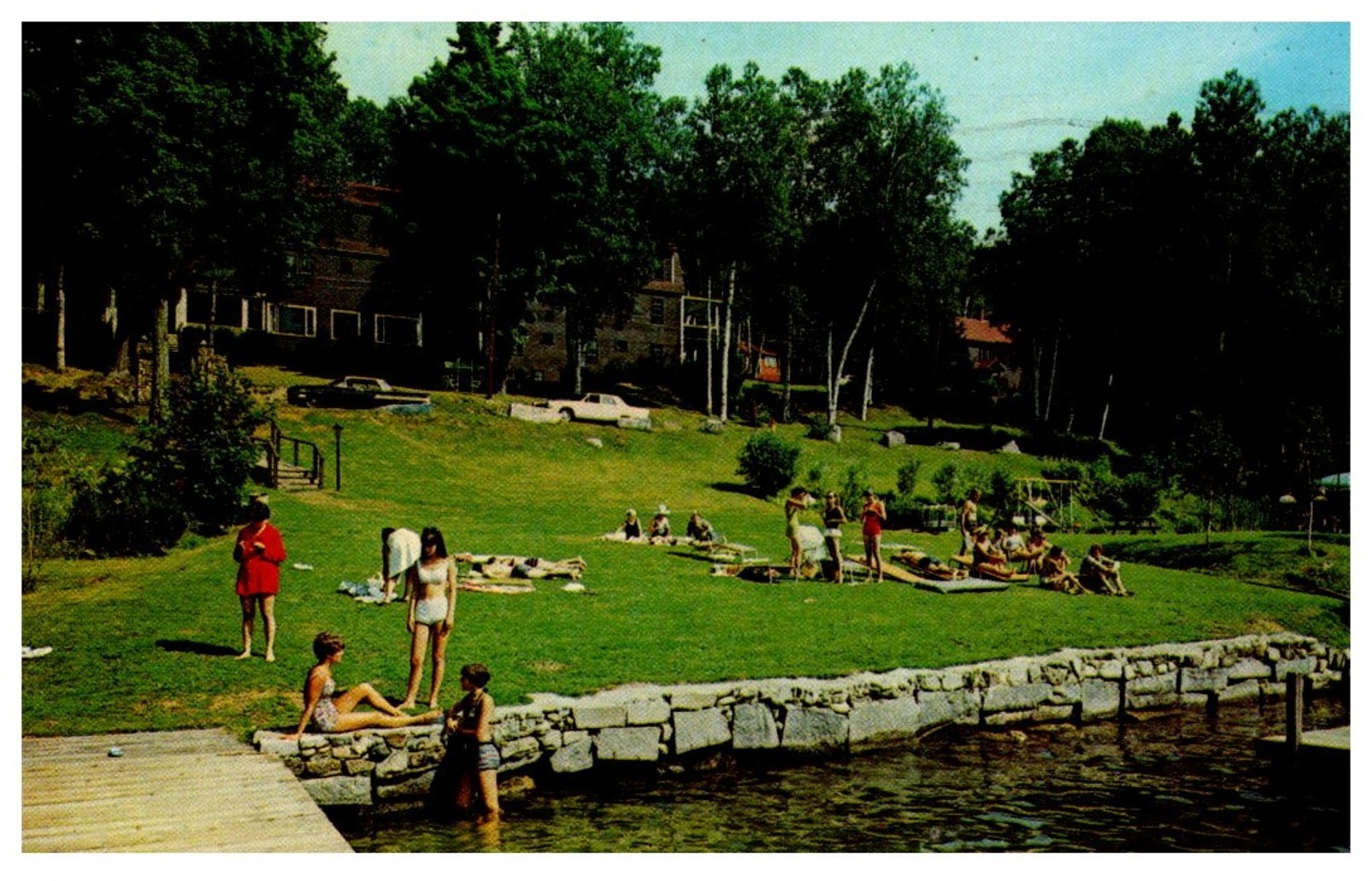New Hampshire Sunapee , Indian Cave Lodge , Waterfront United States