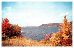 Postcard WATER SCENE Crystal Lake Vermont VT AQ5499