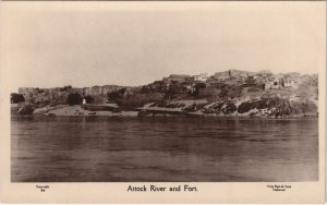 PC PAKISTAN, ARROCK RIVER AND FORT, Vintage REAL PHOTO Postcard (b43398)