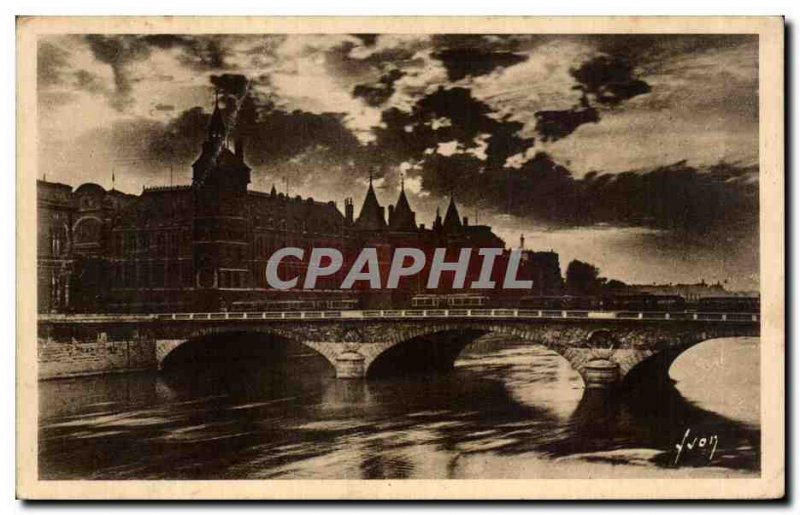 Old Postcard Paris Conciergerie and bridge changes