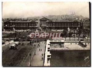 Postcard Modern Paris while strolling general view of the Place de la Concord...