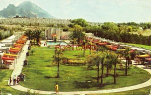 POOL AND CABANAS, ARIZONA BILTMORE HOTEL, PHOENIX Camelback Mountain in distance