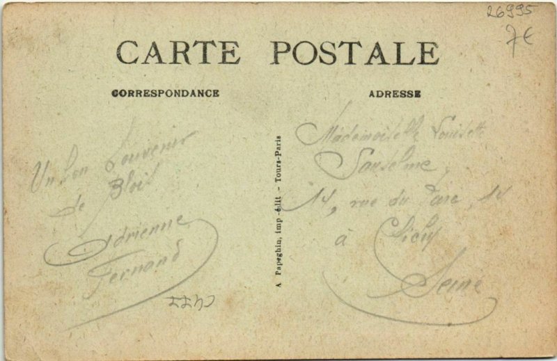 CPA BLOIS-Hopital Militaire et Église St-Nicolas (26995)