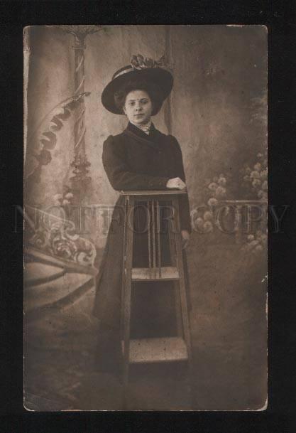 3053079 BELLE Lady in SPRING Coat Hat Old REAL PHOTO