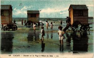 CPA CALAIS Enfants sur la Plage a l'Heure du Bain (405786)