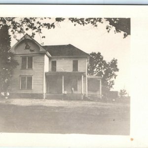 1900s House Home Residence Children RPPC Real Photo Postcard to Mrs Hoeness A12