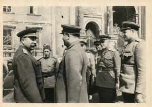 RUSSIAN CAVALRY MARSHAL BUDYONNY in BERLIN 1970 VINTAGE POSTCARD