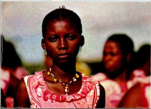 VINTAGE CONTINENTAL SIZE POSTCARD YOUNG WOMAN OF THE REPUBLIC OF ZAIRE 1970s