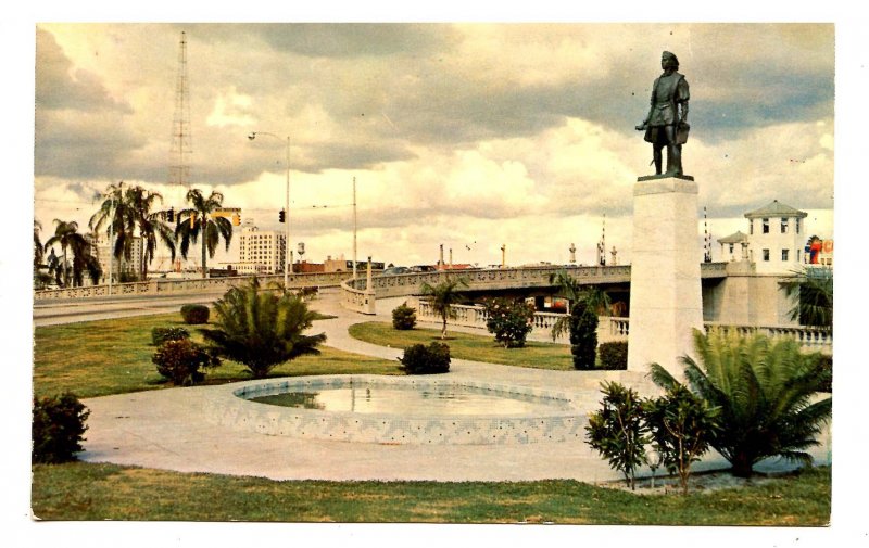 FL - Tampa. Christopher Columbus Statue, Bayshore Boulevard