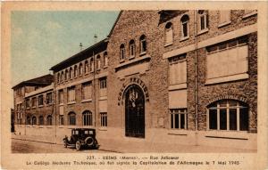 CPA REIMS - Rue Jolicoeur (277307)