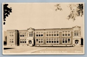 CASHMERE WA HIGH SCHOOL 1930 ANTIQUE REAL PHOTO POSTCARD RPPC