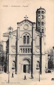 BF9467 uzes cathedrale facade france      France